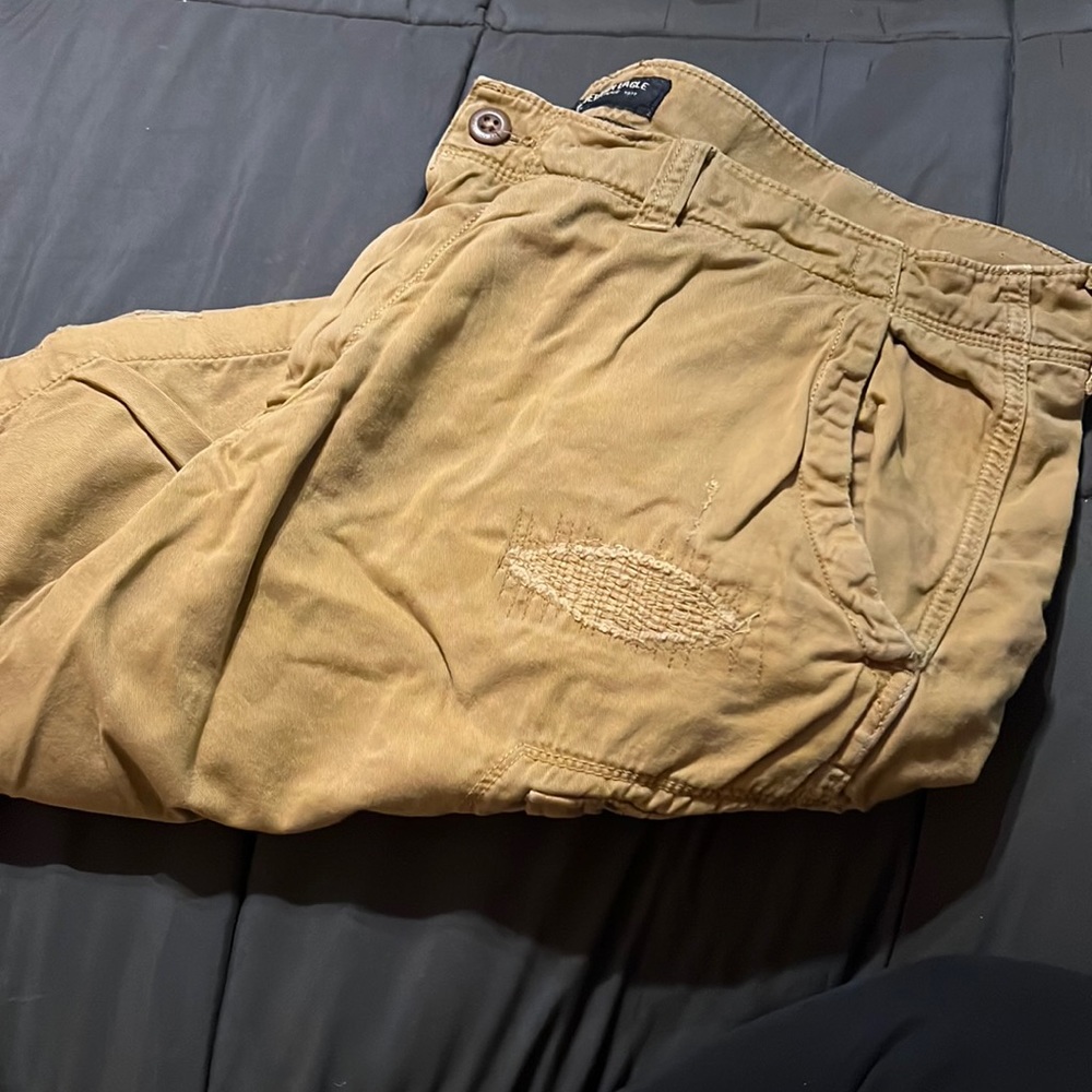 American eagle cargo shorts, size 42